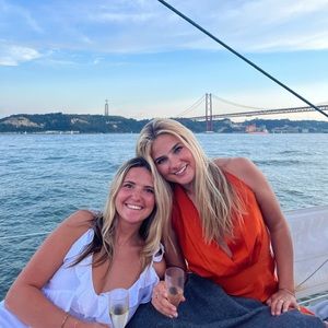 Meet your Posher, Molly